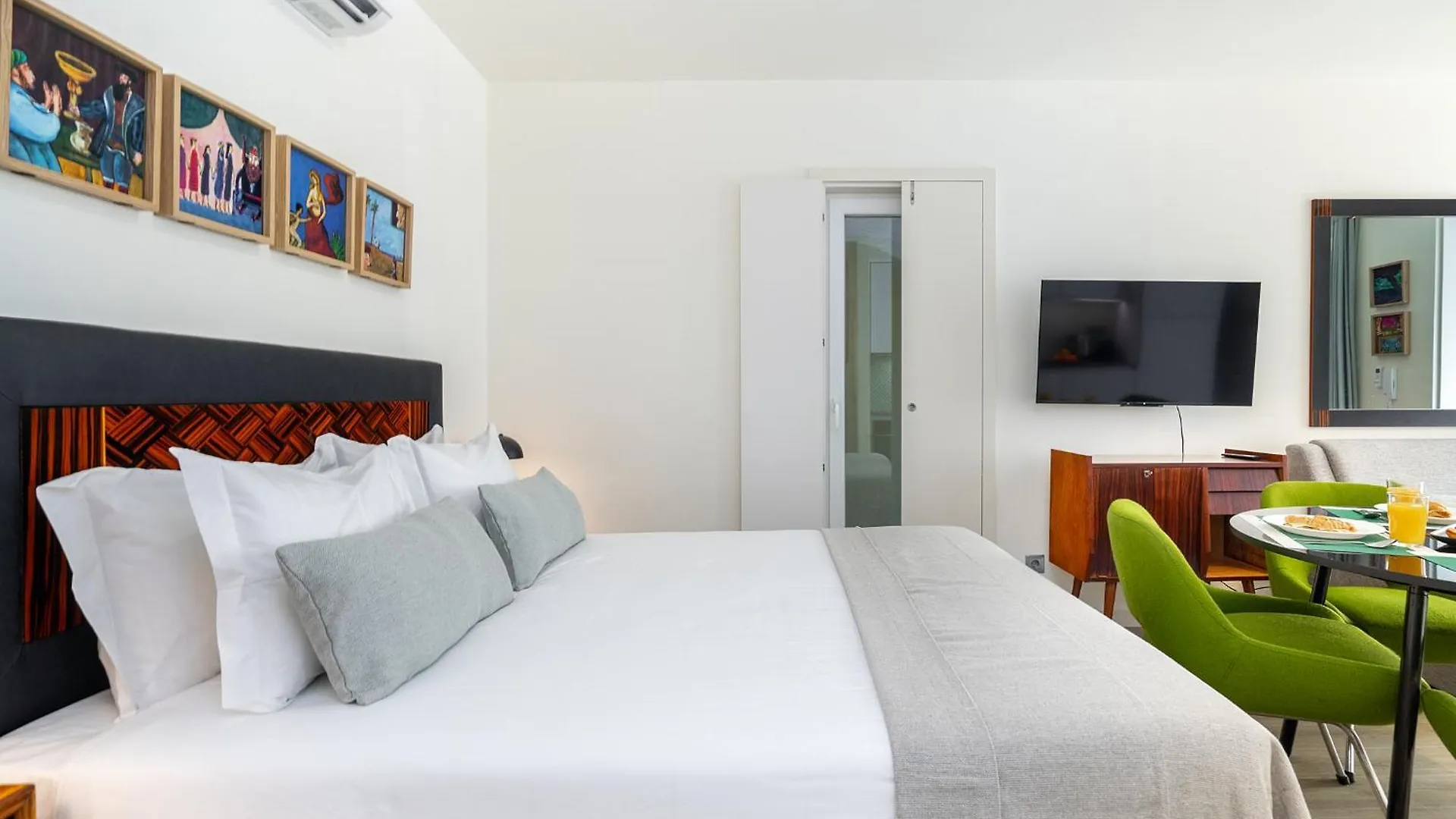 Apartment Intendente Modern Stays Lisbon