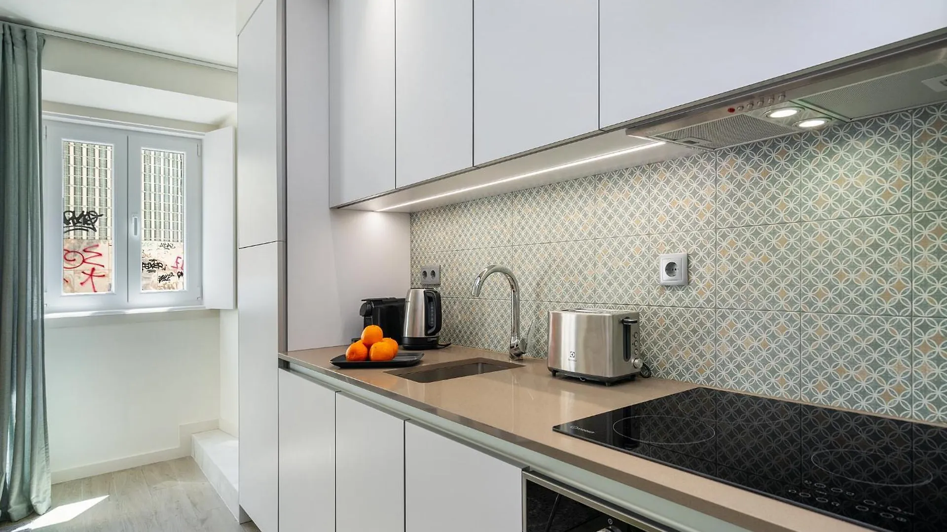 Intendente Modern Stays Lisbon